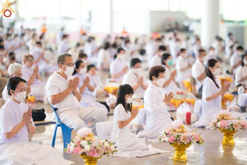 ภาพ No.81157:พิธีถวายหนังสือธรรมะ บาลี นักธรรม ทางก้าวหน้า วันเสาร์ที่ 27 พฤษภาคม พ.ศ. 2566 ณ บ้านแก้วเรือนทองคุณยายอาจารย์ฯ สภาธรรมกายสากล