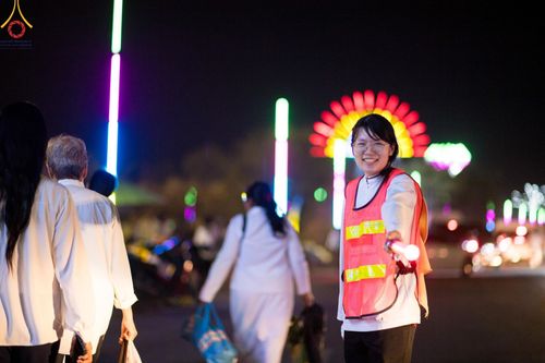 ภาพ No.198938:V.50 สารพัดV สารพัดดี ที่ธรรมยาตรา ในโครงการธรรมยาตรา กตัญญูบูชา มหาปูชนียาจารย์ พระมงคลเทพมุนี(สด จนฺทสโร) พระผู้ปราบมาร อนุสรณ์สถาน 7 แห่ง ปีที่ 13 ระหว่างวันที่ 2-31 มกราคม พ.ศ. 2568