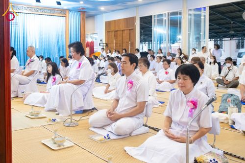 ภาพ No.295843:วันที่ 17 มกราคม พ.ศ. 2569 พิธีถวายภัตตาหารเป็นสังฆทาน แด่พระธรรมยาตรา ณ วัดโบสถ์บน ต.บางคูเวียง จ.นนทบุรี อนุสรณ์สถานลำดับที่ 4 สถานที่เกิดด้วยกายธรรม ในโครงการธรรมยาตรา กตัญญูบูชา มหาปูชนียาจารย์ พระมงคลเทพมุนี(สด จนฺทสโร) พระผู้ปราบมาร อนุสรณ์สถาน 7 แ