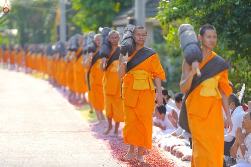 ภาพ No.295156:วันที่ 14 มกราคม พ.ศ. 2569 พิธีต้อนรับพระธรรมยาตรา อนุสรณ์สถานลำดับที่ 4  สถานที่เกิดด้วยกายธรรม ณ วัดโบสถ์บน ต.บางคูเวียง จ.นนทบุรี ในโครงการธรรมยาตรา กตัญญูบูชา มหาปูชนียาจารย์ พระมงคลเทพมุนี(สด จนฺทสโร) พระผู้ปราบมาร อนุสรณ์สถาน 7 แห่ง ปีที่ 14