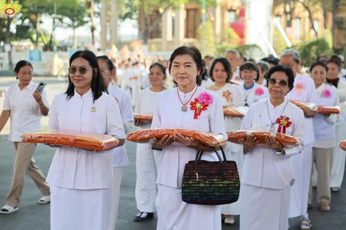 ภาพ No.291550:วันที่ 9 มกราคม พ.ศ. 2569 พิธีทอดผ้าป่าทำนุบำรุงศาสนสถาน ณ วัดเทพพล แขวงบางพรม เขตตลิ่งชัน กรุงเทพมหานคร ในโครงการธรรมยาตรา กตัญญูบูชา มหาปูชนียาจารย์ พระมงคลเทพมุนี(สด จนฺทสโร) พระผู้ปราบมาร อนุสรณ์สถาน 7 แห่ง ปีที่ 14