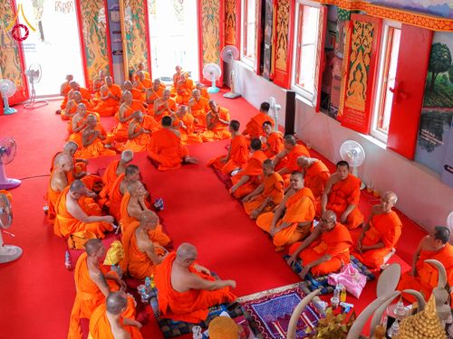 ภาพ No.341705:วันเสาร์ที่ 25 กรกฎาคม พ.ศ.2569  พิธีอุปสมบทหมู่พระธรรมทายาท รุ่นเข้าพรรษา ประจำปี 2569 จำนวน 20 รูป จัดโดย ธุดงคสถานพิษณุโลก  ณ พัทธสีมา วัดเกาะแก้วประชานุรักษ์ ต.ชัยนาม อ.วังทอง จ.พิษณุโลก