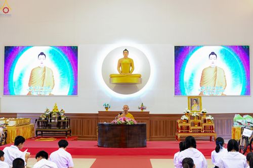 ภาพ No.283931:วันที่ 18 พฤศจิกายน พ.ศ. 2568 พิธีทอดกฐินสามัคคีทั่วไทย 30,000 วัด  โดยคณะศิษยานุศิษย์ บูชาธรรม 81 ปี  หลวงพ่อธัมมชโย  ณ วัดสวายสอ จ.บุรีรัมย์