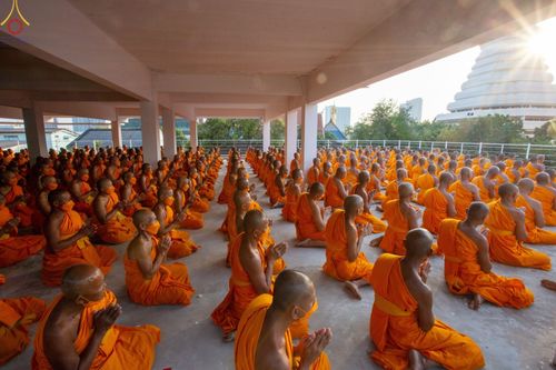 ภาพ No.74319:พุทธบุตรธรรมยาตรา ปฏิบัติธรรมและบันทึกภาพประวัติศาสตร์ ในโครงการธรรมยาตรากตัญญูบูชา มหาปูชนียาจารย์ พระมงคลเทพมุนี(สด จนฺทสโร) พระผู้ปราบมาร อนุสรณ์สถาน 7 แห่ง ปีที่ 11 ณ อนุสรณ์สถานลำดับที่ 6 สถานที่ค้นคว้าและเผยแผ่วิชาธรรมกาย วัดปากน้ำภาษีเจริญ กรุงเทพ