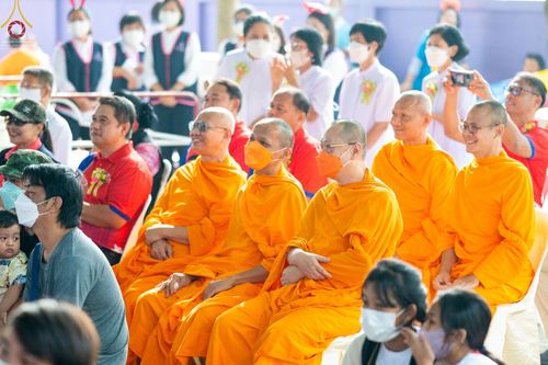 ภาพ No.71254:วัดพระธรรมกาย มูลนิธิธรรมกาย และคณะศิษยานุศิษย์ฯ ร่วมกับ อบต.คลองสาม และภาคีเครือข่ายฯ เปิดตัวสื่อนวัตกรรมพุทธประวัติผ่านแว่น VR สู่โลกเสมือนจริง - จัดแสดงนิทรรศการพลังความดี UG5 POWER เนื่องในงานวันเด็กแห่งชาติ ประจำปี พ.ศ.2566