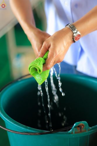 ภาพ No.322721:วันที่ 15-18 เมษายน พ.ศ.2569 การเเตรียมโต๊ะฉัน , เตรียมจุดพักค้าง , เรียงเก้าอี้ , เรียงกล่องไทยธรรม  เพื่องานถวายมหาสังฆทาน 40,000 กว่าวัดทั่วประเทศ วันคุ้มครองโลก 22 เมษายน พ.ศ.2569 วัดพระธรรมกาย