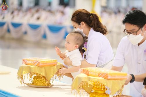 ภาพ No.65289:พิธีทอดผ้าป่า ในวันอาทิตย์ต้นเดือนที่ 4 ธันวาคม พ.ศ. 2565 ณ วัดพระธรรมกาย จ.ปทุมธานี