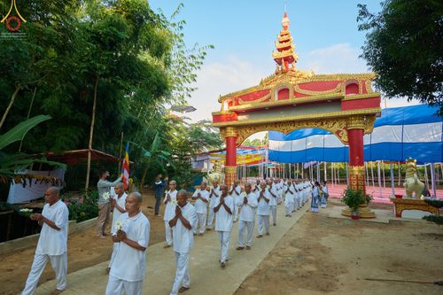 ภาพ No.64653:พิธีบรรพชาสามเณร โครงการบรรพชาสามเณร 500 รูป ประเทศบังกลาเทศ วันที่ 22 พฤศจิกายน พ.ศ. 2565