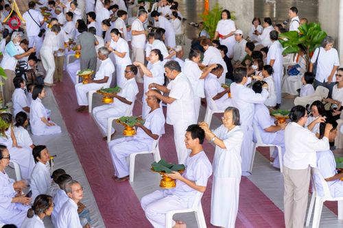 ภาพ No.339855:วันที่ 19 กรกฎาคม พ.ศ.2569 พิธีตัดปอยผม โครงการบวชพระนานาชาติ AEC และ WAB รุ่นที่ 10 THE AEC & INTERNATIONAL ORDINATION PROGRAM ณ มหารัตนวิหารคด 30 วัดพระธรรมกาย ปทุมธานี