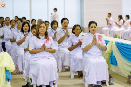 ภาพ No.331209:วันวิสาขบูชา อาทิตย์ที่ 31 พฤษภาคม พ.ศ.2569 พิธีปฏิบัติธรรม ณ ห้องแก้วสารพัดนึก 1  วัดพระธรรมกาย จังหวัดปทุมธานี