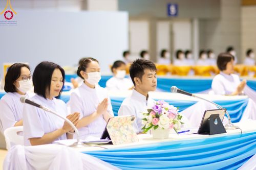 ภาพ No.90789:พิธีบำเพ็ญกุศลสวดพระอภิธรรม  อุบาสกถาวร พรหมถาวร (อุบาสกผู้ปั้นพระ) คืนที่ 3 วันจันทร์ที่ 16 ตุลาคม พ.ศ. 2566 ณ ห้องแก้วสารพัดนึก 1 สภาธรรมกายสากล วัดพระธรรมกาย จ.ปทุมธานี