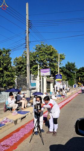 ภาพ No.105831:V.2 ทุ่มเท การเตรียมงาน เก็บงาน การรับบุญของเจ้าหน้าที่หน่วยงานต่างๆ เพื่อโครงการธรรมยาตรา กตัญญูบูชามหาปูชนียาจารย์ พระมงคลเทพมุนี (สด จนฺทสโร) พระผู้ปราบมาร อนุสรณ์สถาน 7 แห่ง ปีที่ 12 ระหว่างวันที่ 2 - 31 มกราคม พ.ศ.2567