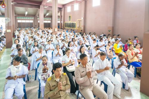 ภาพ No.288531:วันที่ 5 มกราคม พ.ศ. 2569 พิธีทอดผ้าป่าทำนุบำรุงศาสนสถาน ณ วัดอัมพวัน ต.สองพี่น้อง อ.สองพี่น้อง จ.สุพรรณบุรี ในโครงการธรรมยาตรา กตัญญูบูชา มหาปูชนียาจารย์ พระมงคลเทพมุนี(สด จนฺทสโร) พระผู้ปราบมาร อนุสรณ์สถาน 7 แห่ง ปีที่ 14