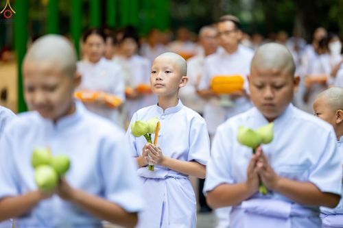 ภาพ No.338706:วันที่ 11 กรกฎาคม พศ.2569 พิธีบรรพชาอุปสมบท โครงการอุปสมบทหมู่ธรรมทายาทนานาชาติ  IDOP รุ่นที่ 21 (ภาษาจีน)  จากประเทศจีน มาเลเซีย สิงคโปร์ และไต้หวัน , โครงการบรรพชาสามเณรโรงเรียนนานาชาติ รุ่นที่ 15