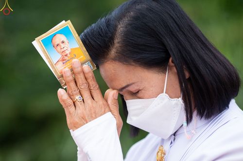 ภาพ No.68983:พิธีต้อนรับพระธรรมยาตรา ในโครงการธรรมยาตรากตัญญูบูชา มหาปูชนียาจารย์ พระมงคลเทพมุนี(สด จนฺทสโร) พระผู้ปราบมาร อนุสรณ์สถาน 7 แห่ง ปีที่ 11 วันที่ 3 มกราคม พ.ศ. 2566 ณ อนุสรณ์สถานมหาวิหารพระมงคลเทพมุนี จ.สุพรรณบุรี