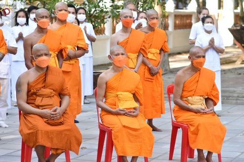 ภาพ No.67031:พิธีอุปสมบทวัดพันเสด็จนอก อ.ศรีราชา จ.ชลบุรี รับบุญจัดงานโดย สำนักพัฒนาเยาวชนโลก เมื่อวันที่ 7 ธันวาคม พ.ศ. 2565