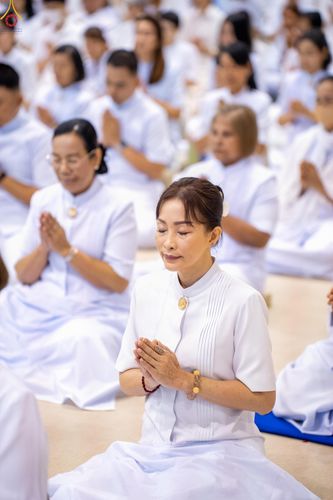 ภาพ No.337914:วันอาทิตย์ต้นเดือน 5 กรกฎาคม พ.ศ.2569 พิธีบูชาข้าวพระ ณ สภาธรรมกายสากล วัดพระธรรมกาย