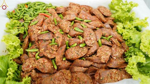 ภาพ No.72995:พิธีถวายภัตตาหารเป็นสังฆทาน แด่คณะพระธรรมยาตราฯ ในโครงการธรรมยาตรากตัญญูบูชา มหาปูชนียาจารย์ พระมงคลเทพมุนี(สด จนฺทสโร) พระผู้ปราบมาร อนุสรณ์สถาน 7 แห่ง ปีที่ 11 วันที่ 20 มกราคม พ.ศ. 2566