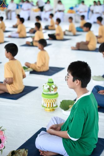 ภาพ No.317330:วันอาทิตย์ที่ 29 มีนาคม พ.ศ. 2569 พิธีตัดปอยผมยุวธรรมทายาท โครงการบรรพชาสามเณรฟื้นฟูพระพุทธศาสนา (ภาคฤดูร้อน) ปิดเทอมเติมธรรม ณ ศูนย์ปฏิบัติธรรมวิหารแดง จ.สระบุรี