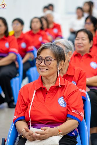 ภาพ No.321107:วันที่ 10 เมษายน พ.ศ.2569 โครงการส่งเสริมและสนับสนุนการเรียนรู้สำหรับผู้สูงอายุ ประจำปีงบประมาณ พ.ศ.2569 จัดโดย ฝ่ายสังคมสงเคราะห์ กองสวัสดิการสังคม องค์การบริหารตำบลคลองสาม จ.ปทุมธานี ณ วัดพระธรรมกาย