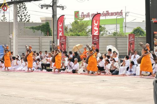ภาพ No.120125:พิธีต้อนรับพระธรรมยาตรา ในโครงการธรรมยาตรา กตัญญูบูชา มหาปูชนียาจารย์ พระมงคลเทพมุนี(สด จนฺทสโร) พระผู้ปราบมาร อนุสรณ์สถาน 7 แห่ง ปีที่ 12 วันที่ 28 มกราคม พ.ศ. 2567 ณ วัดพระธรรมกาย จ.ปทุมธานี