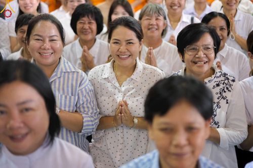 ภาพ No.212367:วันพุธที่ 19 มีนาคม พ.ศ. 2568 การบรรจุไทยธรรมลงกล่องสำเร็จ 43,500 กล่อง เพื่อถวายแด่พระสังฆาธิการ 40,000 กว่าวัดทั่วไทย ในวันคุ้มครองโลก 22 เมษายน พ.ศ. 2568 ณ บ้านแก้วเรือนทองคุณยายฯ วัดพระธรรมกาย