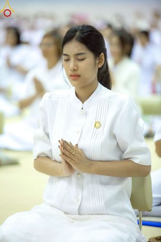 ภาพ No.222878:วันอาทิตย์ต้นเดือนที่ 4 พฤษภาคม พ.ศ. 2568 พิธีบูชาข้าวพระ ณ สภาธรรมกายสากล วัดพระธรรมกาย