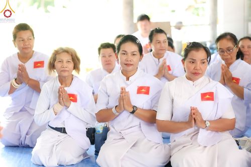 ภาพ No.158383:โครงการอบรมอุบาสก อุบาสิกาแก้ว  ตัวแทนทอดกฐิน 30,000 วัด ทั่วไทย บูชาธรรม 80 ปี หลวงพ่อธัมมชโย ระหว่างวันที่ 20-22 กันยายน พ.ศ. 2567 ณ จังหวัดบุรีรัมย์ รุ่นที่ 3