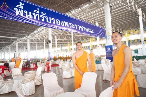 ภาพ No.59750:V.39 ทุ่มสุดใจ ธรรมชัย 80 ปี การเตรียมงาน การปฏิบัติงาน ของเจ้าหน้าที่หน่วยงานต่างๆ เพื่อพิธีฉลองอายุวัฒนมงคล 80 ปี หลวงพ่อธัมมชโย และรับถวายมหาสังฆทาน 10,000 กว่าวัดทั่วประเทศ ในวันคุ้มครองโลก จันทร์ที่ 22 เมษายน พ.ศ. 2567