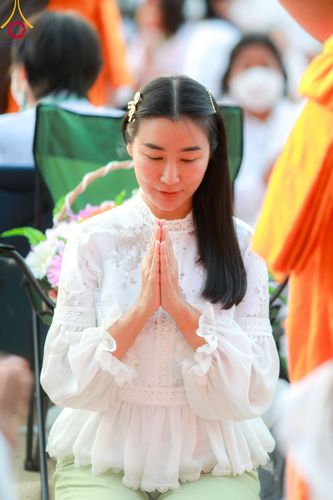 ภาพ No.107971:พิธีต้อนรับพระธรรมยาตรา ในโครงการธรรมยาตรากตัญญูบูชา มหาปูชนียาจารย์ พระมงคลเทพมุนี(สด จนฺทสโร) พระผู้ปราบมาร อนุสรณ์สถาน 7 แห่ง ปีที่ 12 วันที่ 7 มกราคม พ.ศ. 2567 ณ อนุสรณ์สถานคลองบางนางแท่น  อ.สามพราน จ.นครปฐม