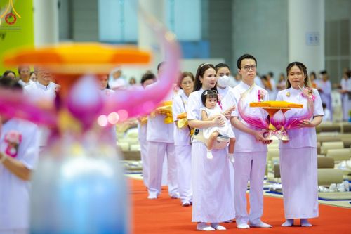 ภาพ No.154609:พิธีทอดผ้าป่าสมทบกฐินวัดพระธรรมกาย และสมทบกฐิน 30,000 วัดทั่วไทย ครั้งที่ 2 ณ สภาธรรมกายสากล วัดพระธรรมกาย วันอังคารที่ 17 กันยายน พ.ศ. 2567