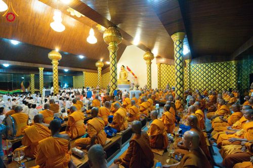 ภาพ No.210777:วันพฤหัสบดีที่ 13 มีนาคม พ.ศ. 2568  สมโภชพระประธานอุโบสถวัดป่าอุบลแก้ว จังหวัดอุบลราชธานี