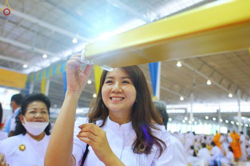 ภาพ No.77119:พิธีหล่อพระบรมพุทธเจ้า ในวันมาฆบูชา อาทิตย์ต้นเดือนที่ 6 มีนาคม พ.ศ. 2566 ณ วัดพระธรรมกาย จ.ปทุมธานี