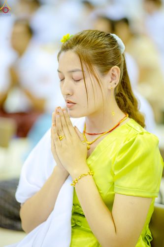 ภาพ No.327812:วันที่ 3 พฤษภาคม พ.ศ.2569 พิธีรับมอบพระบรมสารีริกธาตุ จากสาธารณรัฐแห่งสหภาพเมียนมา ณ ห้องแก้วสารพัดนึก วัดพระธรรมกาย