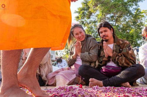 ภาพ No.292983:วันที่ 11 มกราคม พ.ศ. 2569 พิธีต้อนรับพระธรรมยาตรา ณ อนุสรณ์สถานลำดับที่ 3 (ภาพชุดที่ 2) สถานที่เกิดในเพศสมณะ วัดสองพี่น้อง อำเภอสองพี่น้อง จังหวัดสุพรรณบุรี ในโครงการธรรมยาตรา กตัญญูบูชา มหาปูชนียาจารย์ พระมงคลเทพมุนี(สด จนฺทสโร) พระผู้ปราบมาร อนุสรณ์สถ