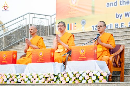ภาพ No.321685:วันที่ 12 เมษายน พ.ศ.2569 วัดพระธรรมกาย ร่วมกับพุทธสภาแห่งอินเดีย ถวายมหาสังฆทาน 135 วัด ดร.ภีมราว รามชี อัมเบดการ์ (Dr. B.R. Ambedkar) รัฐบุรุษผู้ฟื้นฟูพระพุทธศาสนา ณ วัดพุทธสันติวันธรรมชัย เมืองนาคปูร์ รัฐมหาราษฏระ สาธารณรัฐอินเดีย