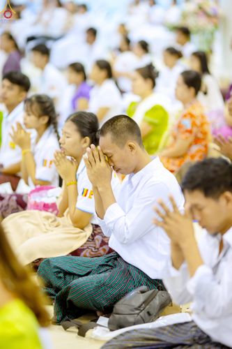 ภาพ No.327813:วันที่ 3 พฤษภาคม พ.ศ.2569 พิธีรับมอบพระบรมสารีริกธาตุ จากสาธารณรัฐแห่งสหภาพเมียนมา ณ ห้องแก้วสารพัดนึก วัดพระธรรมกาย