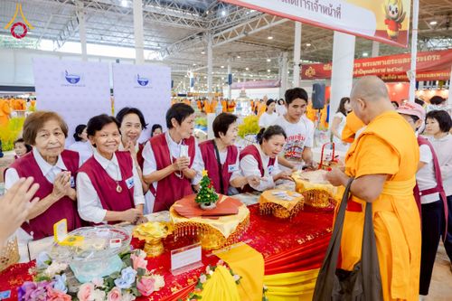 ภาพ No.273094:วันอาทิตย์ที่ 23 พฤศจิกายน พ.ศ.2568 พิธีมุทิตาสักการะ พระมหาเถระและพระเถระ ประจำปีพุทธศักราช 2568 ณ ห้องแก้วสารพัดนึก 2 สภาธรรมกายสากล  วัดพระธรรมกาย