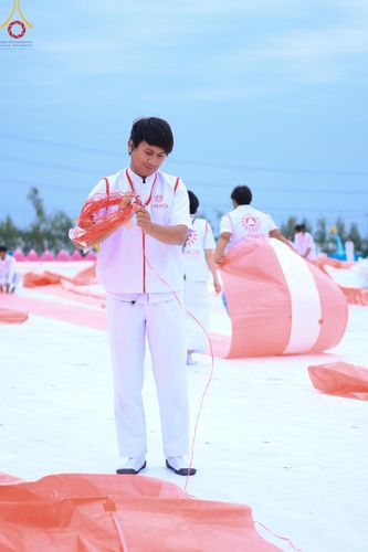 ภาพ No.119620:V.18 ทันทีม การเตรียมงาน เก็บงาน การรับบุญของเจ้าหน้าที่หน่วยงานต่างๆ เพื่อโครงการธรรมยาตรา กตัญญูบูชามหาปูชนียาจารย์ พระมงคลเทพมุนี (สด จนฺทสโร) พระผู้ปราบมาร อนุสรณ์สถาน 7 แห่ง ปีที่ 12 ระหว่างวันที่ 2 - 31 มกราคม พ.ศ.2567