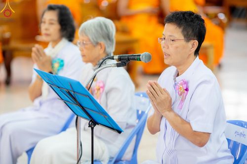 ภาพ No.195236:พิธีทอดผ้าป่าทำนุบำรุงศาสนสถาน ณ วัดพรสวรรค์ ต.หนองบ่อ อ.สองพี่น้อง จ.สุพรรณบุรี ในโครงการธรรมยาตรา กตัญญูบูชา มหาปูชนียาจารย์ พระมงคลเทพมุนี(สด จนฺทสโร) พระผู้ปราบมาร อนุสรณ์สถาน 7 แห่ง ปีที่ 13 วันที่ 13 มกราคม พ.ศ. 2568