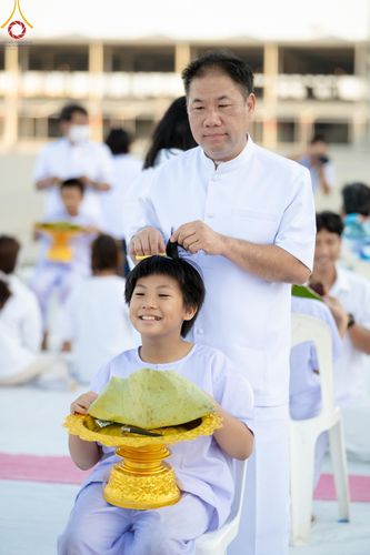 ภาพ No.132684:พิธีปลงผมยุวธรรมทายาท รุ่นที่ 32 มัชฌิมธรรมทายาท รุ่นที่ 28 ณ ลานธรรม วัดพระธรรมกาย วันเสาร์ที่ 30 มีนาคม พ.ศ. 2567