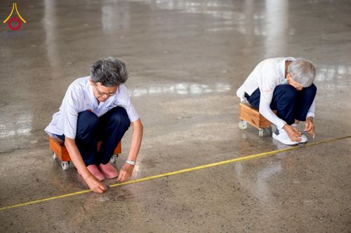 ภาพ No.217659:วันที่ 2-14 เมษายน พ.ศ. 2568 เจ้าหน้าที่เตรียมงานวันคุ้มครองโลก ชุดที่ 1 วัดพระธรรมกาย จ.ปทุมธานี