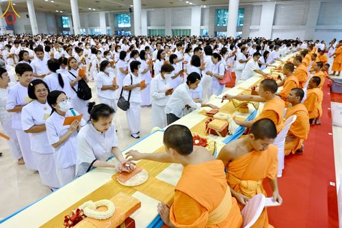 ภาพ No.139793:พิธีมุทิตาพระมหาอุปสมบทอุทิศชีวิต วันอาทิตย์ต้นเดือนที่ 2 มิถุนายน พ.ศ. 2567 ณ ห้องแก้วสารพัดนึก 1 วัดพระธรรมกาย