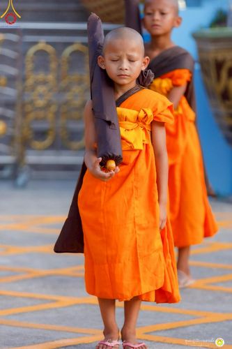 ภาพ No.222183:วันที่ 26-27 เมษายน พ.ศ. 2568 ศูนย์ปฏิบัติธรรมสวนผึ้ง ร่วมกับ ธุดงค์คสถานประจวบคีรีขันธ์ และวัดอ่าวน้อย  จัดกิจกรรมเดินธรรมยาตรา ตักบาตรข้าวสารอาหารแห้ง และจุดประทีปถวายเป็นพุทธบูชา ณ วัดอ่าวน้อย จ.ประจวบคีรีขันธ์