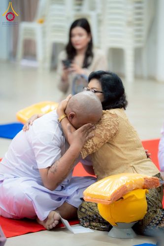 ภาพ No.278278:วันศุกร์ที่ 5 ธันวาคม พ.ศ. 2568 (วันพ่อแห่งชาติ) พิธีบรรพชาอุปสมบทหมู่ธรรมทายาท จำนวน 16 รูป โครงการบรรพชาอุปสมบทหมู่ รุ่นบูชาธรรมมหาปูชนียาจารย์ ประจำปี 2568  ณ ศูนย์ปฏิบัติธรรมและอบรมเยาวชนพระนครศรีอยุธยา จ.พระนครศรีอยุธยา