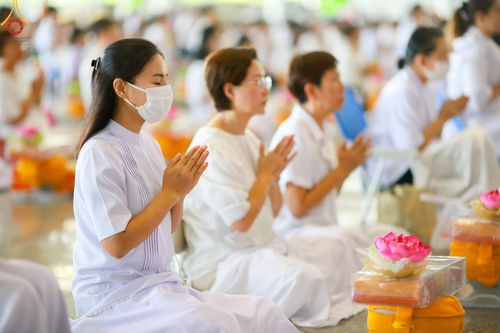 ภาพ No.131625:พิธีร่วมบุญบรรพชาสามเณร 5,000 รูป ณ บ้านแก้วเรือนทองคุณยาย สภาธรรมกายสากล วัดพระธรรมกาย วันเสาร์ที่ 23 มีนาคม พ.ศ. 2567