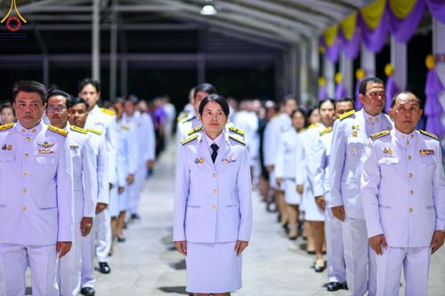 ภาพ No.138997:กิจกรรมเฉลิมพระเกียรติ สมเด็จพระนางเจ้าฯ พระบรมราชินี เนื่องในโอกาสวันเฉลิมพระชนมพรรษา พิธีเจริญพระพุทธมนต์ , ทำบุญตักบาตรพระสงฆ์ ถวายพระราชกุศล , พิธีถวายเครื่องราชสักการะ , และพิธีจุดเทียนถวายพระพรชัยมงคล วันที่ 3 มิถุนายน พ.ศ. 2567 ณ อาคารโถงช้าง วัดพ