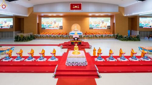 ภาพ No.88985:พิธีทอดผ้าป่าสมทบกฐินครั้งที่ 2 วันศุกร์ที่ 29 กันยายน พ.ศ. 2566 วันเพ็ญขึ้น 15 ค่ำ เดือน 10 ณ ห้องแก้วสารพัดนึก 1 วัดพระธรรมกาย