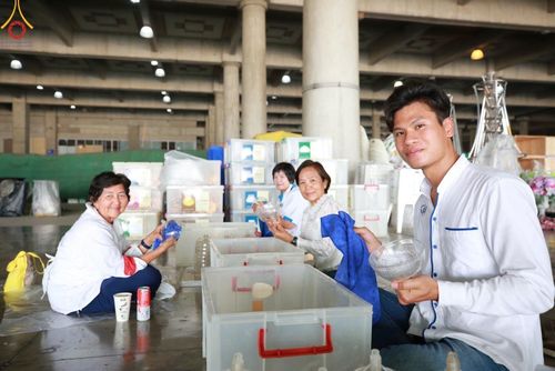 ภาพ No.120882:V.20 เป็นปลื้ม การเตรียมงาน เก็บงาน การรับบุญของเจ้าหน้าที่หน่วยงานต่างๆ เพื่อโครงการธรรมยาตรา กตัญญูบูชา มหาปูชนียาจารย์ พระมงคลเทพมุนี (สด จนฺทสโร) พระผู้ปราบมาร อนุสรณ์สถาน 7 แห่ง ปีที่ 12 ระหว่างวันที่ 2 - 31 มกราคม พ.ศ.2567