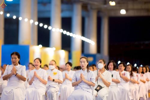 ภาพ No.241218:วันพุธที่ 27 สิงหาคม พ.ศ. 2568 พิธีฉลองชัยสวดมนต์ บทธัมมจักกัปปวัตตนสูตร ครบ 7,650,575,757 จบ ในวันธรรมชัย วัดพระธรรมกาย